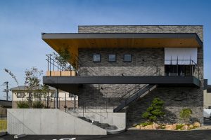 工務店,注文住宅,家づくり,建築家,新築,住宅展示場,設計事務所,岡山,倉敷,総社,中庭のある家,ウッドデッキ,デザイナーズ住宅,インナーガレージ,コートハウス,高気密,高断熱,高性能住宅,耐震住宅,おしゃれ住宅,店舗併用住宅,店舗デザイン