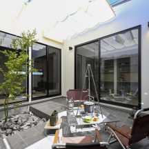 デッキ/庭のデザイン|岡山の工務店株式会社意匠堂のおしゃれ新築注文住宅竣工写真|年間11棟限定。岡山・倉敷で工務店が“作品”として叶えるおしゃれな注文住宅|岡山・倉敷でおしゃれな注文住宅を手がける工務店【意匠堂】