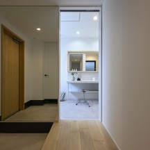 新築注文住宅竣工写真おしゃれな造作洗面台