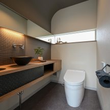 トイレ/洗面のデザイン|トイレ洗面(水回り)施工事例|年間11棟限定。岡山・倉敷で工務店が“作品”として叶えるおしゃれな注文住宅|岡山・倉敷でおしゃれな注文住宅を手がける工務店【意匠堂】