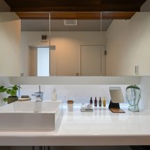 トイレ/洗面のデザイン|トイレ洗面(水回り)施工事例|年間11棟限定。岡山・倉敷で工務店が“作品”として叶えるおしゃれな注文住宅|岡山・倉敷でおしゃれな注文住宅を手がける工務店【意匠堂】