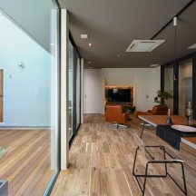 中庭・ウッドデッキ(中庭のある家)施工事例