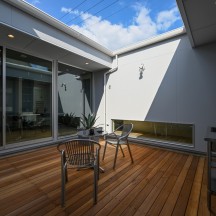 中庭・ウッドデッキ(中庭のある家)施工事例