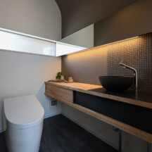 トイレ／洗面のデザイン｜トイレ洗面（水回り）施工事例｜年間11棟限定。岡山・倉敷で工務店が“作品”として叶えるおしゃれな注文住宅｜岡山・倉敷でおしゃれな注文住宅を手がける工務店【意匠堂】