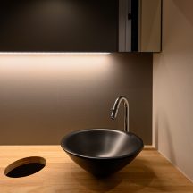 トイレ/洗面のデザイン|トイレ洗面(水回り)施工事例|年間11棟限定。岡山・倉敷で工務店が“作品”として叶えるおしゃれな注文住宅|岡山・倉敷でおしゃれな注文住宅を手がける工務店【意匠堂】