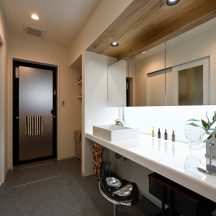 トイレ/洗面のデザイン|トイレ洗面(水回り)施工事例|年間11棟限定。岡山・倉敷で工務店が“作品”として叶えるおしゃれな注文住宅|岡山・倉敷でおしゃれな注文住宅を手がける工務店【意匠堂】