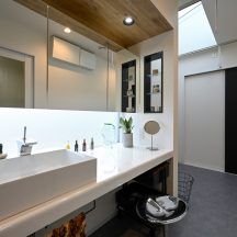 トイレ/洗面のデザイン|トイレ洗面(水回り)施工事例|年間11棟限定。岡山・倉敷で工務店が“作品”として叶えるおしゃれな注文住宅|岡山・倉敷でおしゃれな注文住宅を手がける工務店【意匠堂】