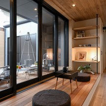 中庭・ウッドデッキ(中庭のある家)施工事例