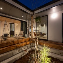 中庭・ウッドデッキ(中庭のある家)施工事例