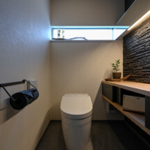 トイレ／洗面のデザイン｜トイレ洗面（水回り）施工事例｜年間11棟限定。岡山・倉敷で工務店が“作品”として叶えるおしゃれな注文住宅｜岡山・倉敷でおしゃれな注文住宅を手がける工務店【意匠堂】