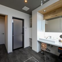 トイレ/洗面のデザイン|トイレ洗面(水回り)施工事例|年間11棟限定。岡山・倉敷で工務店が“作品”として叶えるおしゃれな注文住宅|岡山・倉敷でおしゃれな注文住宅を手がける工務店【意匠堂】