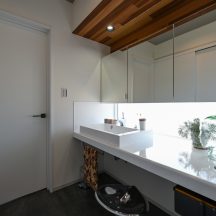 トイレ/洗面のデザイン|トイレ洗面(水回り)施工事例|年間11棟限定。岡山・倉敷で工務店が“作品”として叶えるおしゃれな注文住宅|岡山・倉敷でおしゃれな注文住宅を手がける工務店【意匠堂】