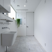 トイレ／洗面のデザイン｜トイレ洗面（水回り・洗濯室）施工事例｜年間11棟限定。岡山・倉敷で工務店が“作品”として叶えるおしゃれな注文住宅｜岡山・倉敷でおしゃれな注文住宅を手がける工務店【意匠堂】