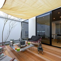 中庭・ウッドデッキ(中庭のある家)施工事例