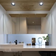 ナチュラルのデザイン|トイレ/洗面のデザイン|新築注文住宅竣工写真シンプルな洗面化粧台|年間11棟限定。岡山・倉敷で工務店が“作品”として叶えるおしゃれな注文住宅|岡山・倉敷でおしゃれな注文住宅を手がける工務店【意匠堂】