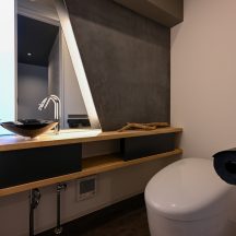 トイレ/洗面のデザイン|岡山の工務店株式会社意匠堂のおしゃれ新築注文住宅竣工写真|年間11棟限定。岡山・倉敷で工務店が“作品”として叶えるおしゃれな注文住宅|岡山・倉敷でおしゃれな注文住宅を手がける工務店【意匠堂】