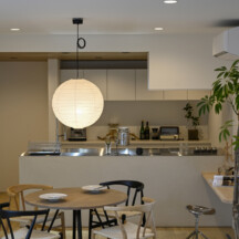ナチュラルのデザイン｜キッチン／ダイニングのデザイン｜新築注文住宅竣工写真おしゃれなキッチン｜年間11棟限定。岡山・倉敷で工務店が“作品”として叶えるおしゃれな注文住宅｜岡山・倉敷でおしゃれな注文住宅を手がける工務店【意匠堂】
