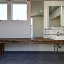 工務店, オシャレ住宅,デザイン建築,注文住宅,岡山工務店,意匠堂,新築,店舗設計,完成見学会,工務店,デザイナーズ住宅,岡山一級建築士事務所 トイレ/洗面のデザイン|年間11棟限定。岡山・倉敷で工務店が“作品”として叶えるおしゃれな注文住宅|岡山・倉敷でおしゃれな注文住宅を手がける工務店【意匠堂】