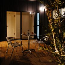 工務店、住宅展示場、家づくり、建築家、設計事務所、オシャレ住宅、デザイン建築、注文住宅、岡山工務店、意匠堂、新築、店舗設計、完成見学会、工務店、デザイナーズ住宅、岡山一級建築士事務所、倉敷 デッキ/庭のデザイン|ウッドデッキ|年間11棟限定。岡山・倉敷で工務店が“作品”として叶えるおしゃれな注文住宅|岡山・倉敷でおしゃれな注文住宅を手がける工務店【意匠堂】