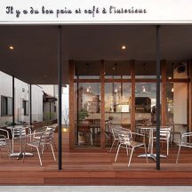 オシャレ住宅、デザイン建築、注文住宅、岡山工務店、意匠堂、新築、店舗設計、完成見学会、工務店、デザイナーズ住宅、岡山一級建築士事務所 デッキ/庭のデザイン|ウッドデッキ|年間11棟限定。岡山・倉敷で工務店が“作品”として叶えるおしゃれな注文住宅|岡山・倉敷でおしゃれな注文住宅を手がける工務店【意匠堂】