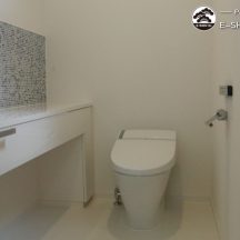 オシャレ住宅、デザイン建築、注文住宅、岡山工務店、意匠堂、新築、店舗設計、完成見学会、工務店、デザイナーズ住宅、岡山一級建築士事務所 トイレ/洗面のデザイン|年間11棟限定。岡山・倉敷で工務店が“作品”として叶えるおしゃれな注文住宅|岡山・倉敷でおしゃれな注文住宅を手がける工務店【意匠堂】