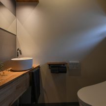 オシャレ住宅、デザイン建築、注文住宅、岡山工務店、意匠堂、新築、店舗設計、完成見学会、工務店、デザイナーズ住宅、岡山一級建築士事務所 トイレ/洗面のデザイン|年間11棟限定。岡山・倉敷で工務店が“作品”として叶えるおしゃれな注文住宅|岡山・倉敷でおしゃれな注文住宅を手がける工務店【意匠堂】