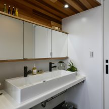 トイレ/洗面のデザイン|年間11棟限定。岡山・倉敷で工務店が“作品”として叶えるおしゃれな注文住宅|岡山・倉敷でおしゃれな注文住宅を手がける工務店【意匠堂】