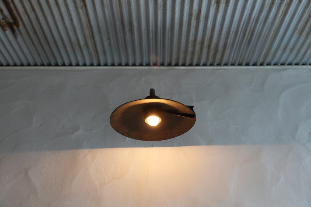 アンティーク＆ナチュラルに設えた廊下｜岡山・倉敷でおしゃれな注文住宅を手がける工務店【意匠堂】